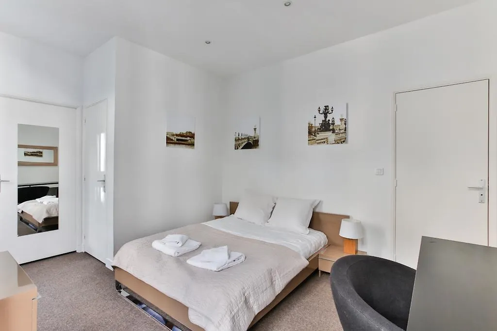 Luckey Homes- Rue Beranger *